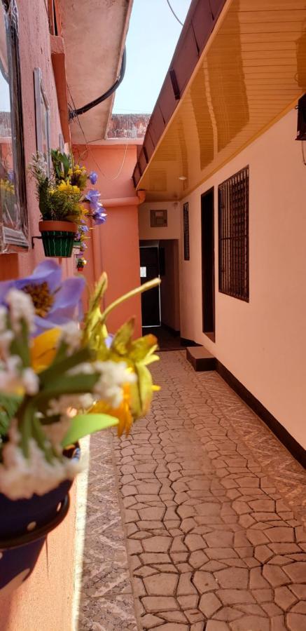 Judys Home - Bed And Breakfast Retalhuleu Exterior photo